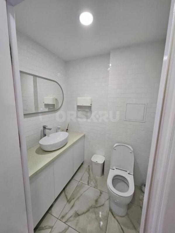 Продам нежилое помещение 82,1 кв. - Орск