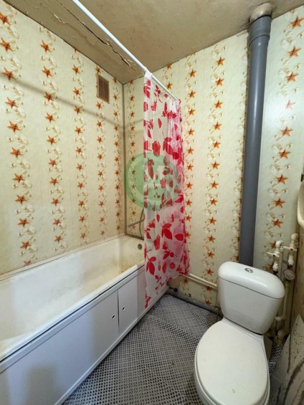 Продается 1 комнатная квартира в развитом районе г. - Орск