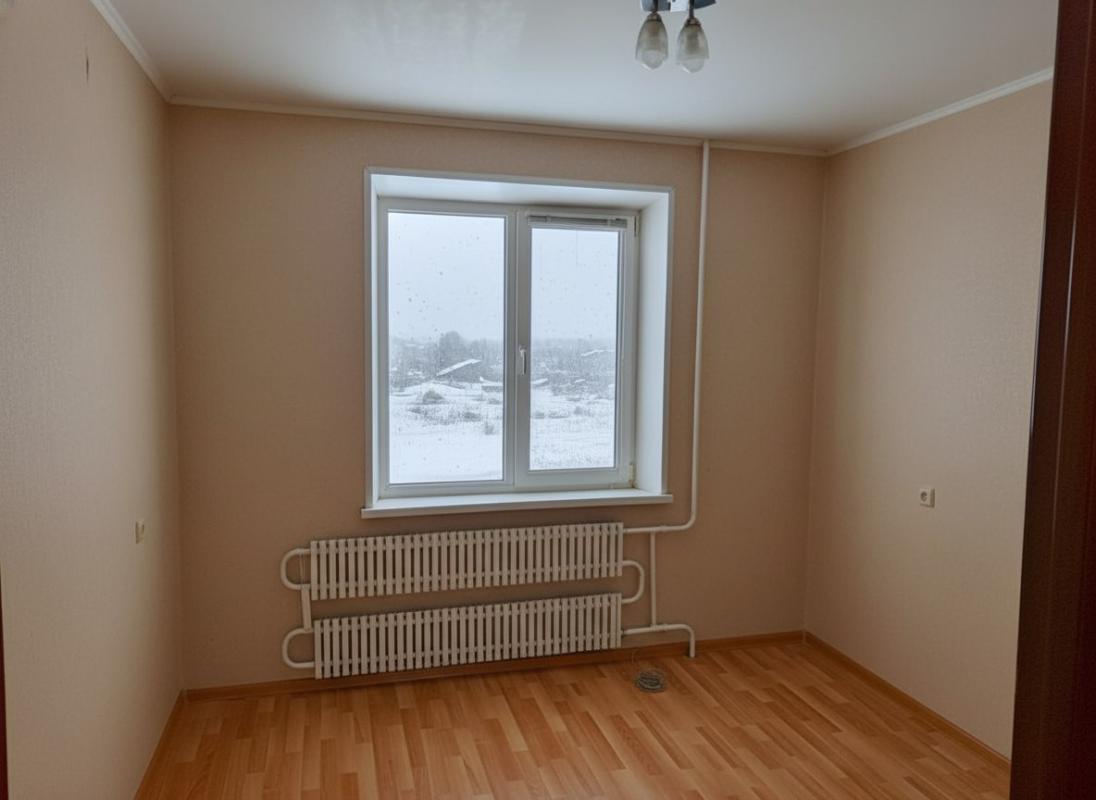 Продам трехкомнатную квартиру улучшенной планировки (большая кухня) - это отличный выбор для больших - Гай