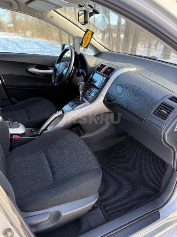 Продам Тойота Аурис в максимальной комплектации! - Новоорск