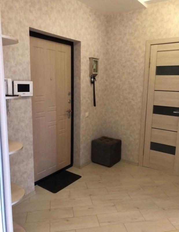 Сдается однокомнатная квартира на длительный срок по адресу Советская 68. - Новотроицк