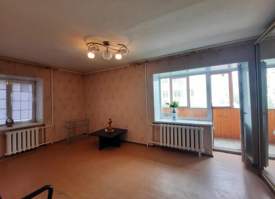 Продается 1комнатная квартира на 2этаже в кирпичном доме по адресу: г. - Новотроицк