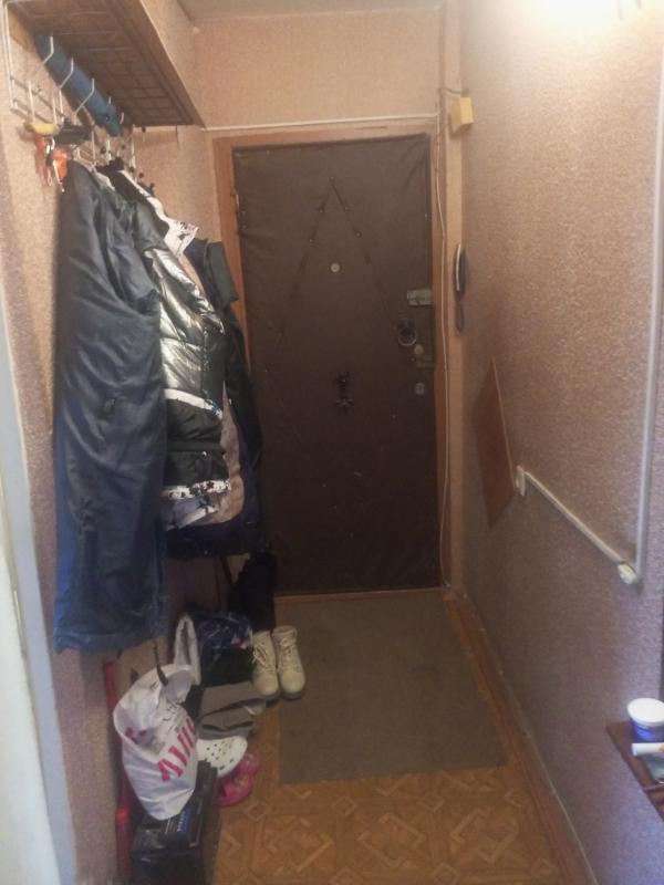 Продам 2-х комнатную квартиру по ул. - Новотроицк