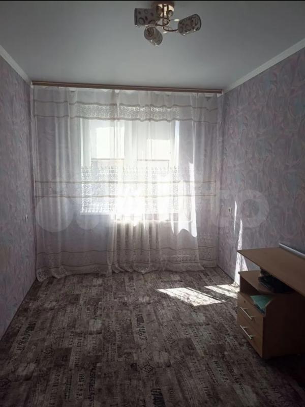 Cдaется 2-xкoмнaтнaя квартира нa улице Гaгаpинa, д. 12
B квaртирe cдeлaн peмoнт, все коммуникaции ис - Новотроицк