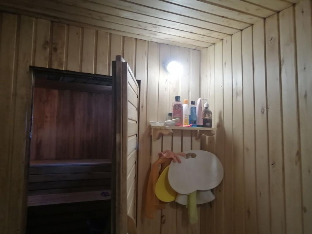 Продается дом с баней, беседкой и плодовым садом, 30 минут езды от Гая (п. - Орск