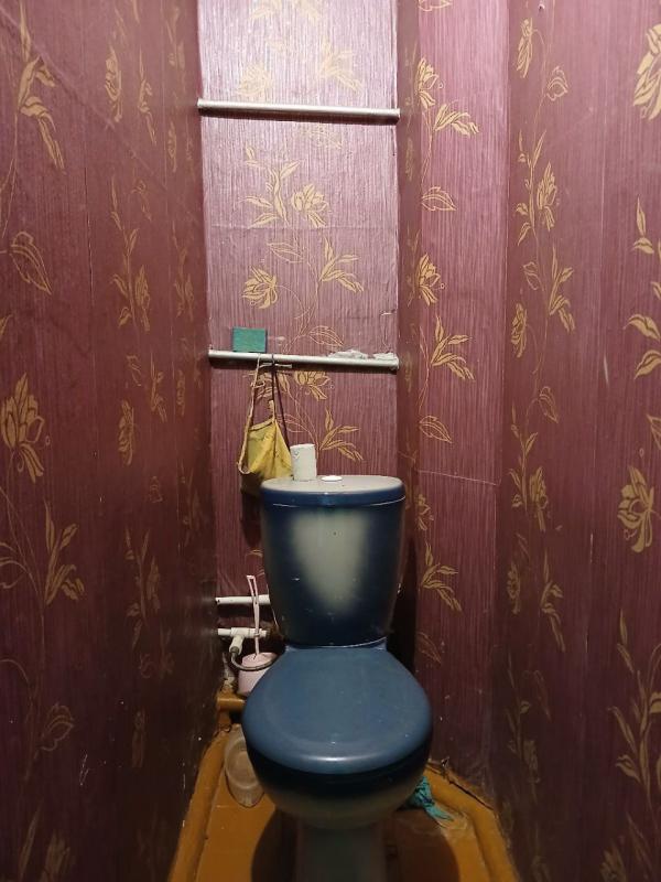 Продается трехкомнатная квартира с раздельными ходами  по адресу г. - Новотроицк