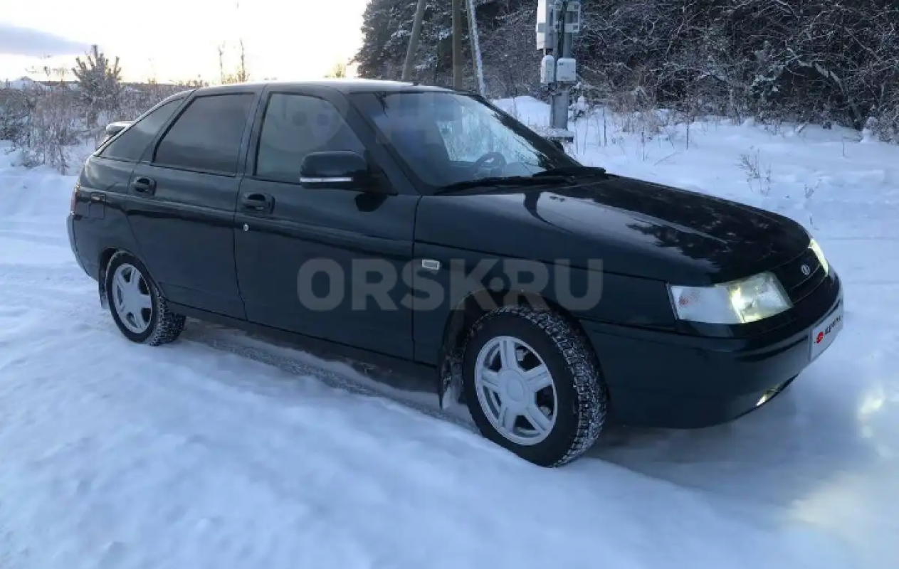 Продаю автомобиль в отличном состоянии с документами всё в порядке машина не битая не крашена очень - Орск