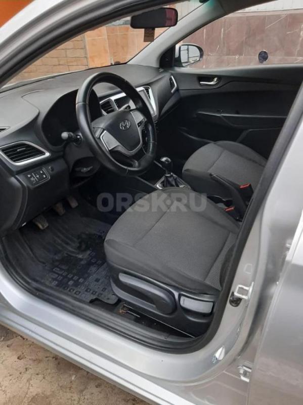 БОЛЬШАЯ ПРОСЬБА СМС НЕ ПИСАТЬ ТОЛЬКО ЗВОНИТЕ!! солярис 2018 год Состояние авто хорошее ! - Орск