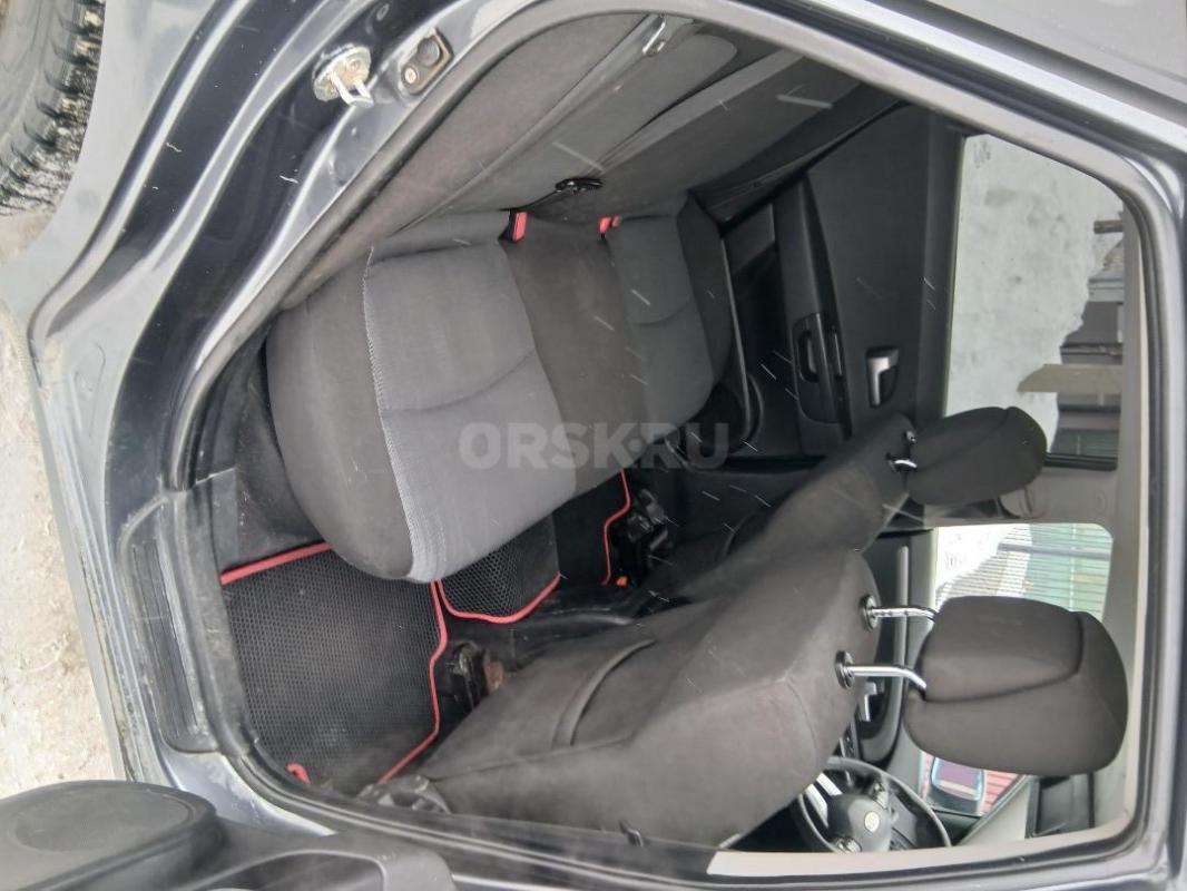 Продам киа сеед в хорошем состоянии летняя резина на литье - Орск