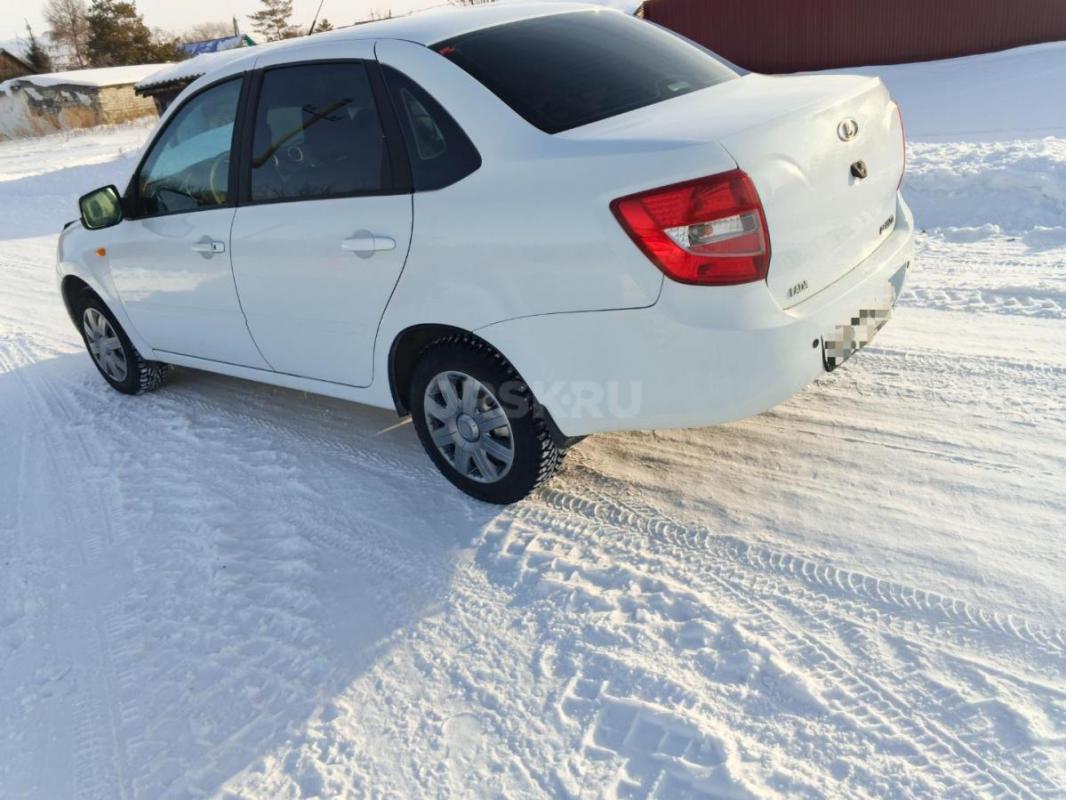 Продам Ладу Гранту в отличном состоянии на ПОЛНОЦЕННОМ ЯПОНСКОМ АВТОМАТЕ. - Орск