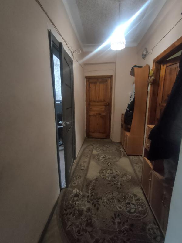 Продаётся уютная квартира в городе Новотроицк, улица Черемных, 3. - Новотроицк