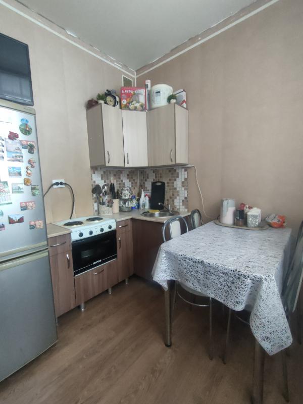 Продаётся уютная квартира в городе Новотроицк, улица Черемных, 3. - Новотроицк