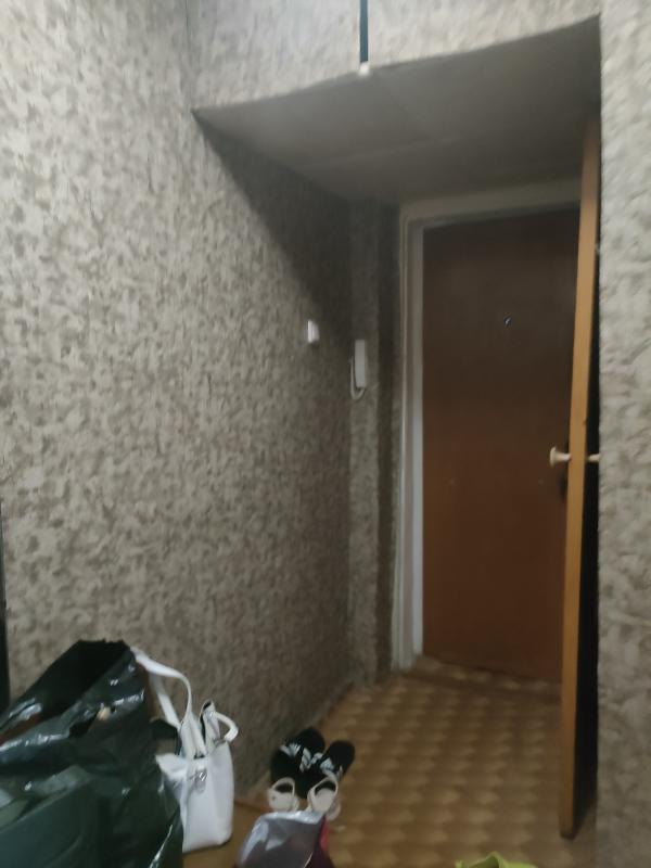 Продаётся уютная двухкомнатная квартира площадью 43.8 квадратных метров на пятом этаже пятиэтажного - Новотроицк