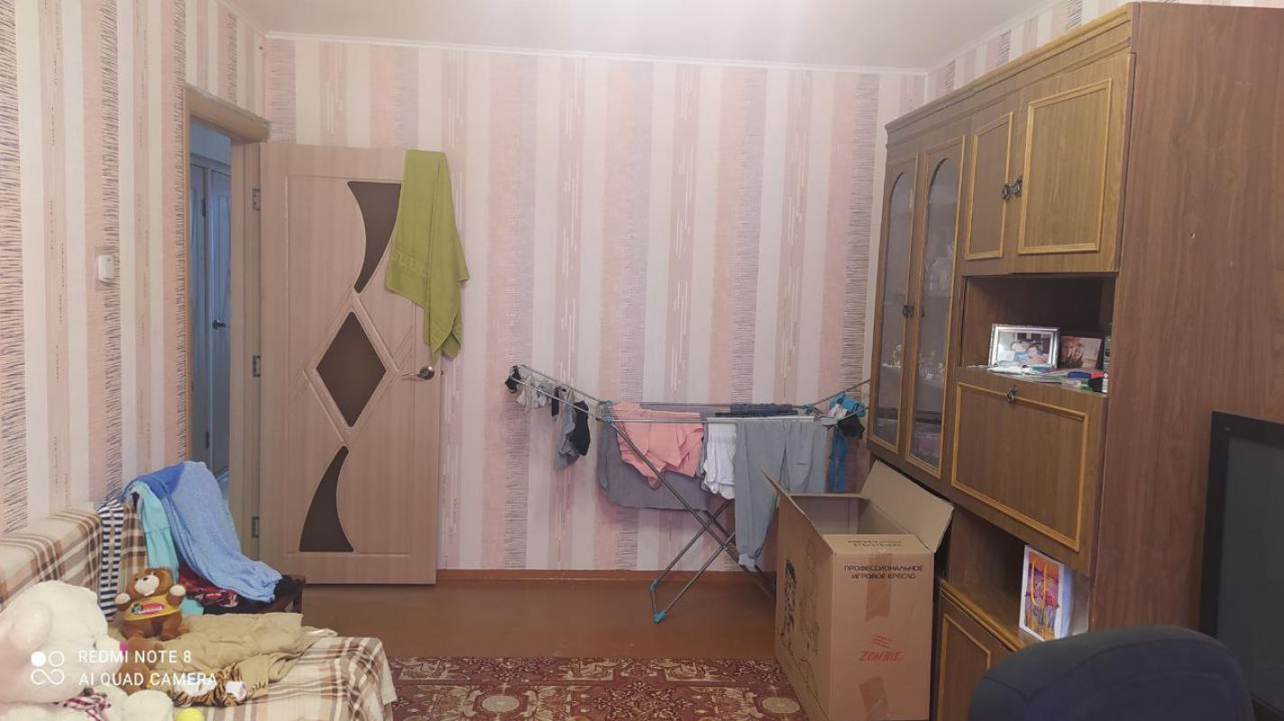 Продаётся уютная трехкомнатная квартира площадью 60.1 квадратных метров на пятом этаже пятиэтажного - Новотроицк