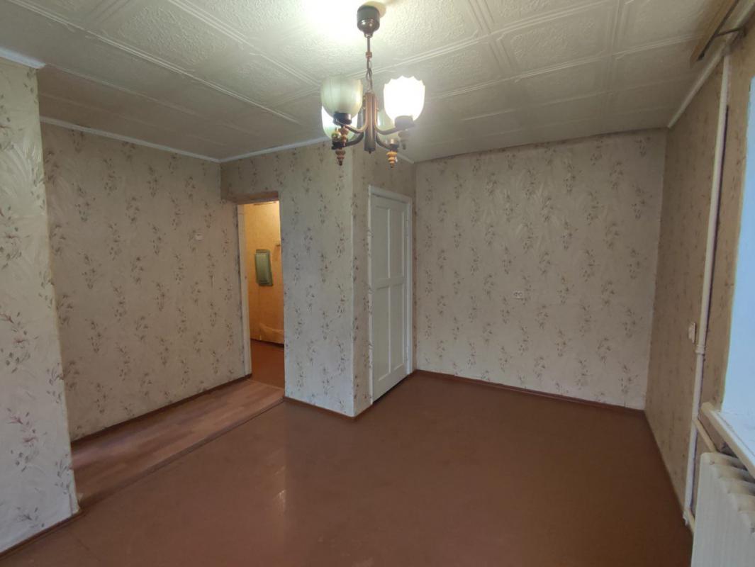 На продаже 1 комн квартира по адресу: г. - Новотроицк