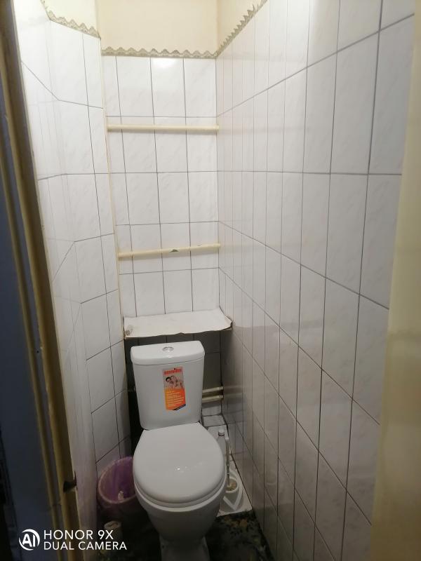 Сдаётся  3 комнаты  в  4-х комнатной квартире ( в одной лежат личные вещи) на длительный срок, поряд - Орск