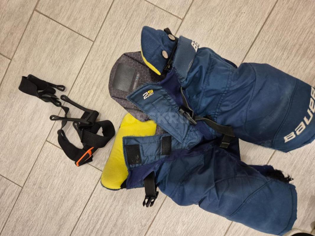 Продам шорты хоккейные Jr BAUER и шорты Jr Easton yf hjcn 140-155 cм - Орск