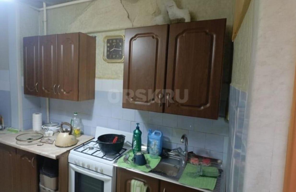 Продам 1-ю квартиру в развитом районе города по адресу: ул. - Орск