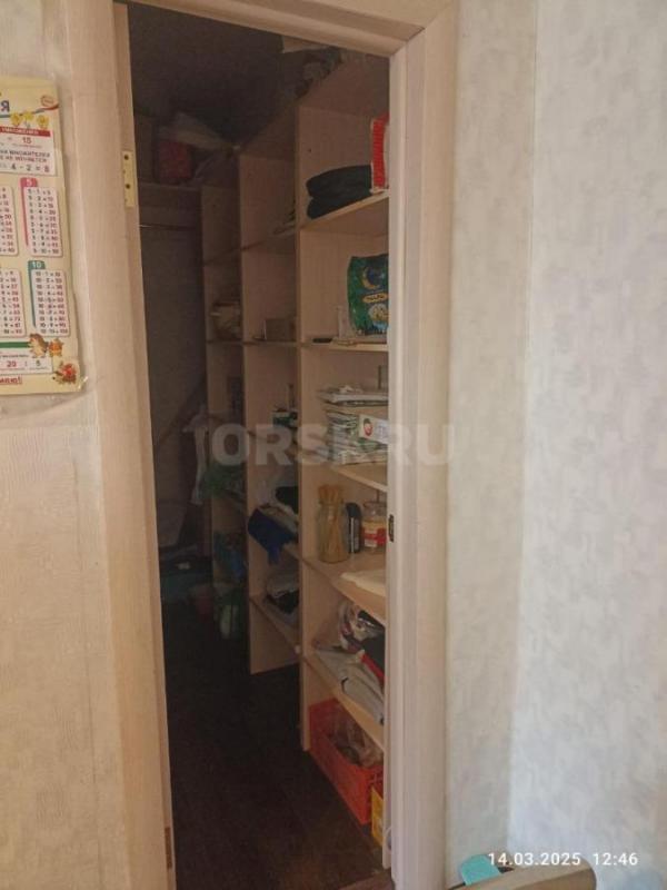 Сдадим двухкомнатную квартиру в центре города по адресу проспект Ленина 21 второй этаж ,лоджия засте - Орск