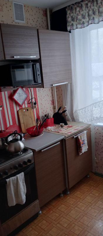 В продаже 3-комнатная квартира по адресу:  г. - Новотроицк