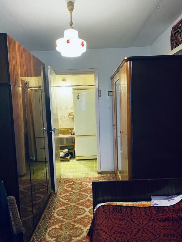 Продается 2х-комнатная квартира в развитом районе города на остановке "Новотроицк" в тепло - Новотроицк