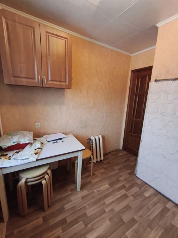 Продается 3-комнатная квартира по адресу: г. - Новотроицк