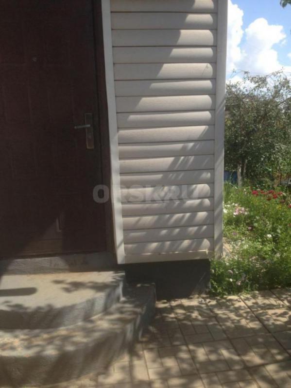 Продается дом 51 м2 квартирного типа (на 4 хозяина) с собственным земельным участком. - Орск