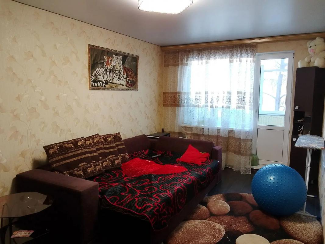 Продаётся хорошая квартира, в отличном состоянии, от собственника, торг - Новотроицк