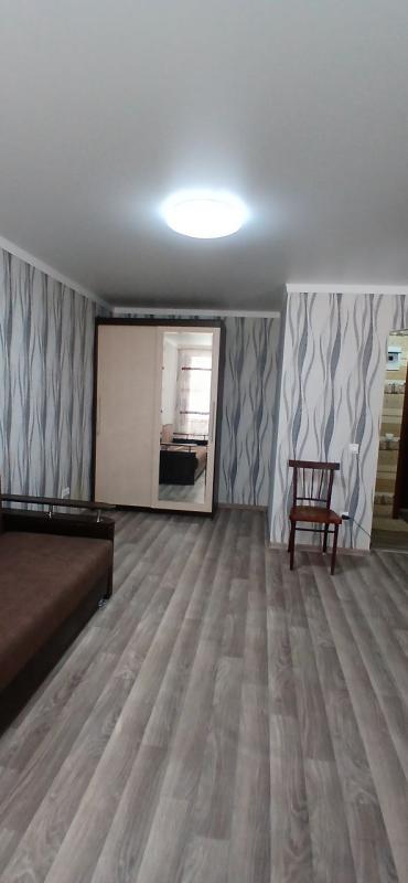 Продаётся однокомнатная квартира на привлекательном этаже г. - Новотроицк