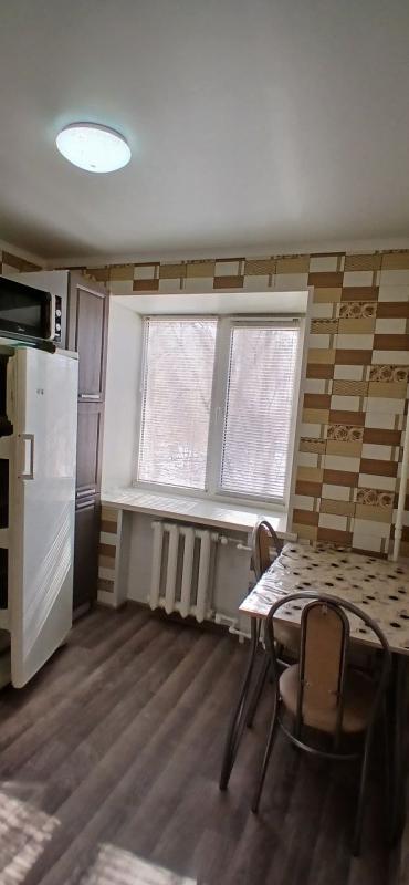 Продаётся однокомнатная квартира на привлекательном этаже г. - Новотроицк