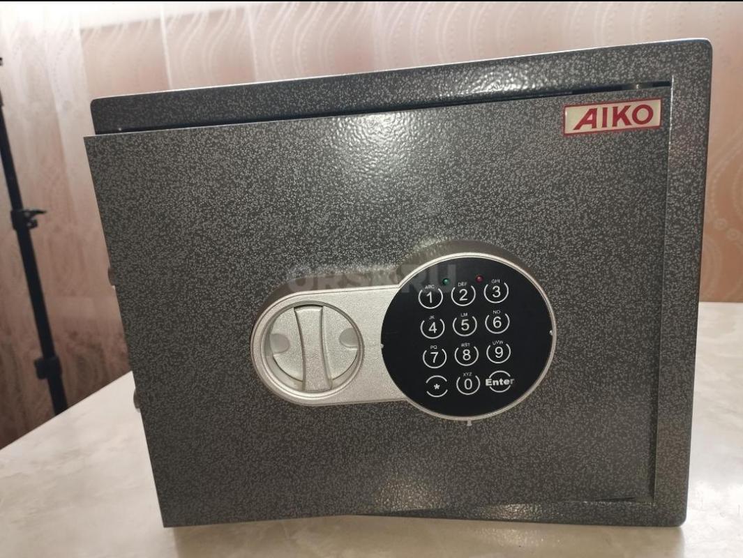 Продам,недорого,новый сейф AIKO Т28 EL - предназначен для хранения ценностей, личных вещей,украшений - Орск