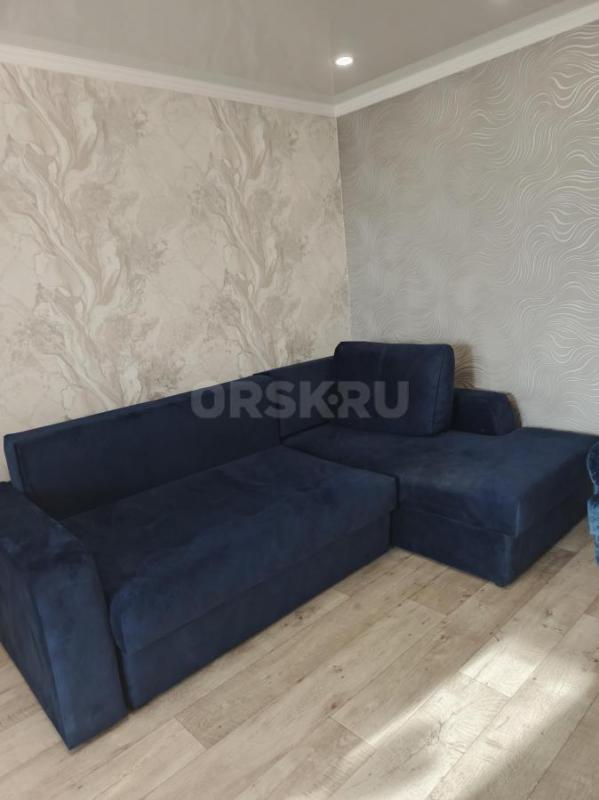 Продам диван б/у угловой. - Орск