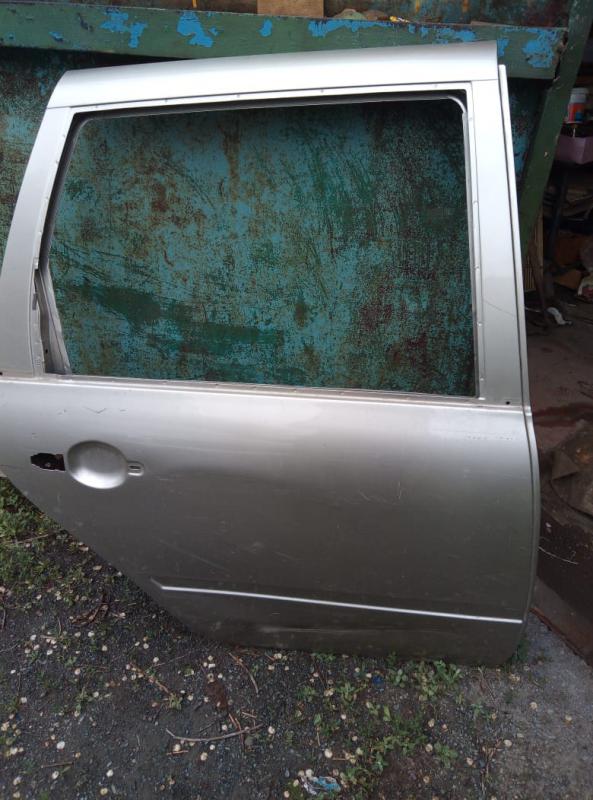 Продам правую заднюю дверь (б/у) для ваз лада калина за 10 тыс.р. - Новотроицк