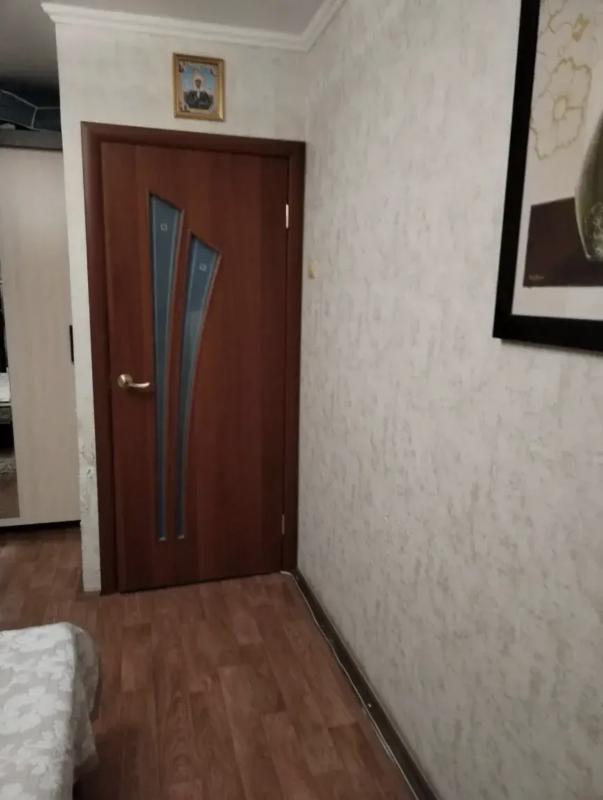 Продам двухкомнатную квартиру (распашонка). - Новотроицк