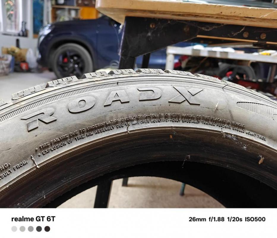 Зима 215/55/ R18  один сезон, состояние отличное - Орск