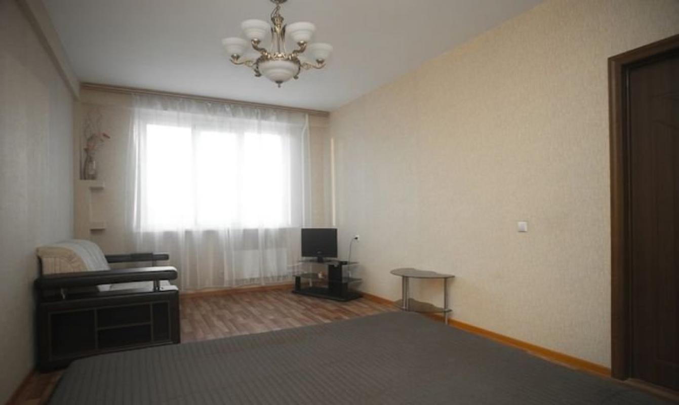 Сдается однокомнатная квартира на длительный срок. - Новотроицк