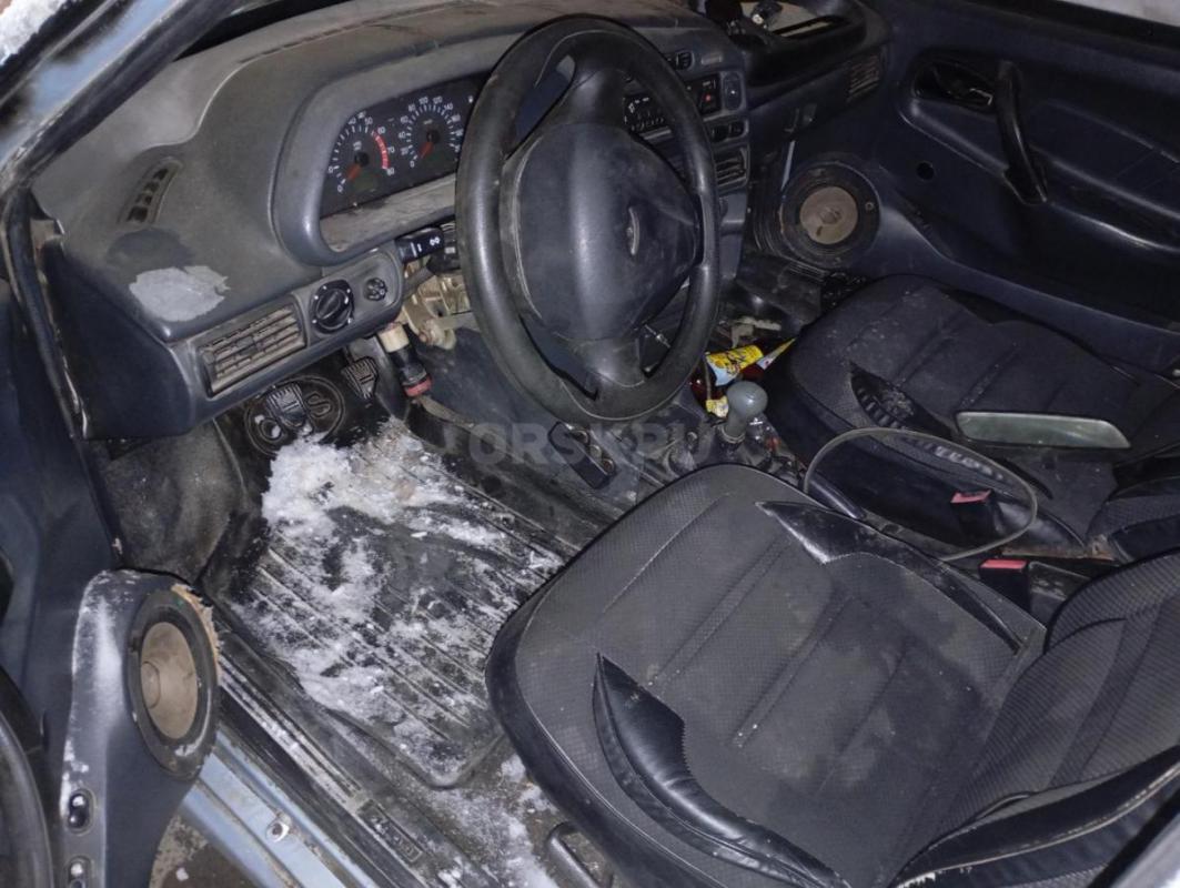 Продам ваз 2115 запускается едет не троит нету акб генератора снята с учёта возможен обмен - Гай