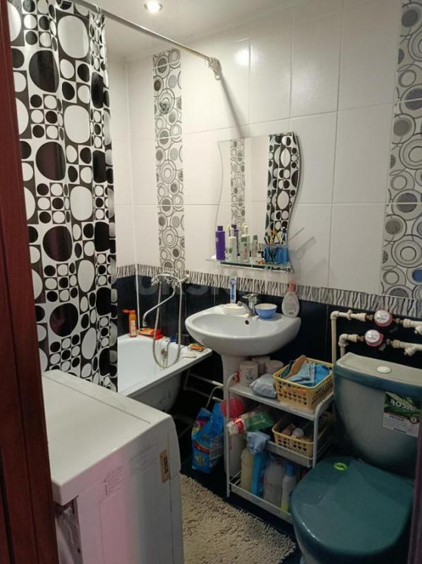 Продаем трёхкомнатную квартиру с лучшим расположением в районе, где вся инфраструктура под боком! - Орск