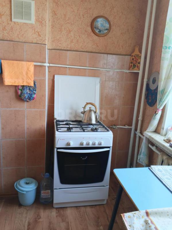 Трехкомнатная квартира в центре Старого города. - Орск