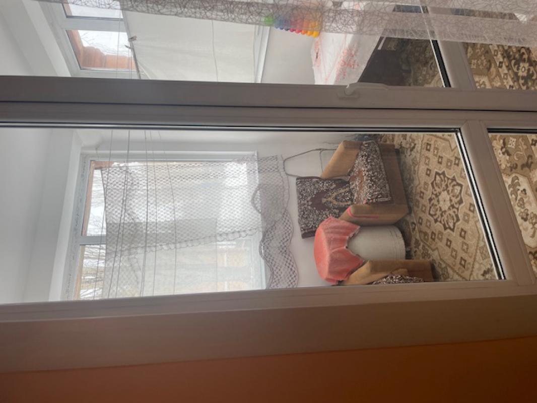 Продается 3х комнатная квартира в шаговой доступности от остановки и магазинов. - Новотроицк