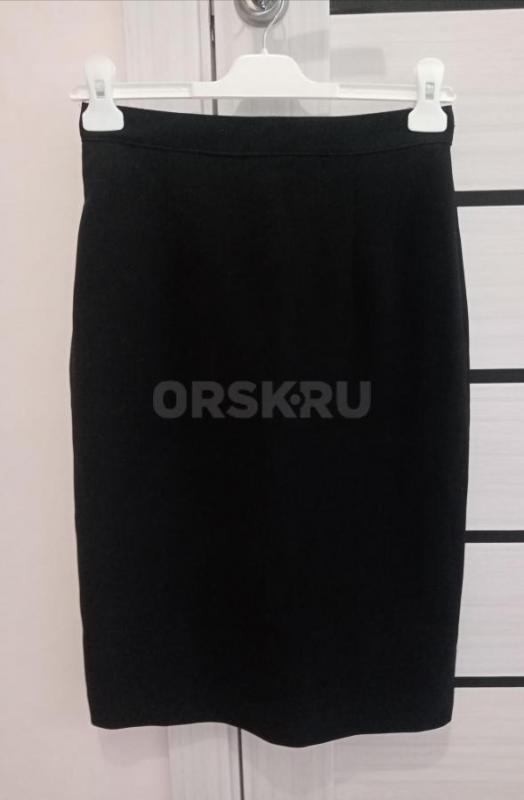 Куртки, пальто, пиджаки, свитера, кофты, платья размеры 42,44,46, в связи с переездом - Орск