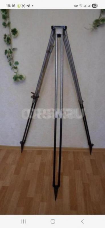 Куплю тренога металическими ножками для нивелира, теодолита за 1000рублей, может у кого ещё осталось - Орск