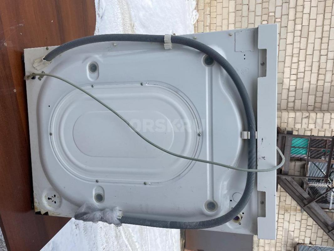 Стиральная машинка Zanussi, в рабочем состоянии, требует замены подшипников, доставка по городу БЕСП - Орск