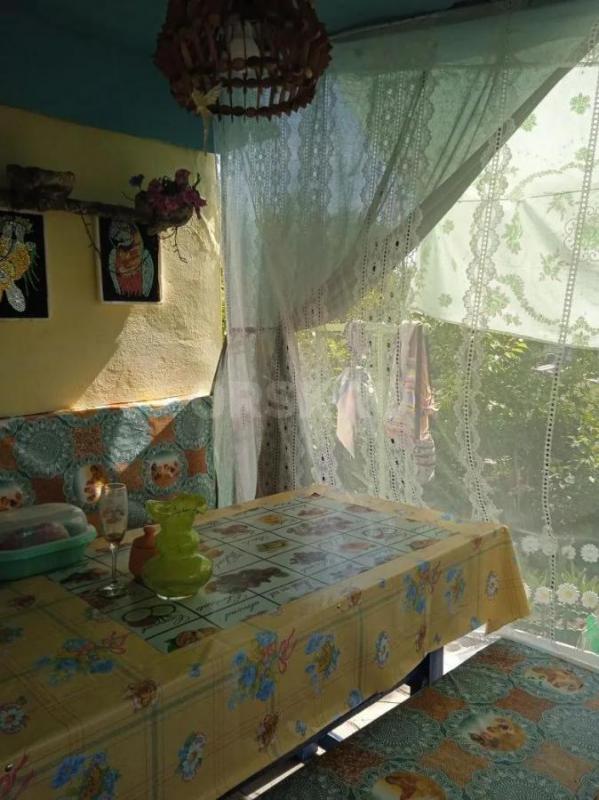 Продам уютную дачу в черте города в районе Зеленхоза три минуты от жд переезда, хороший подъездной п - Орск