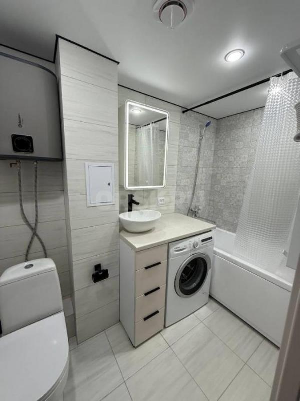 Продается однокомнатная квартира на третьем этаже по адресу Волкова 3. - Новотроицк