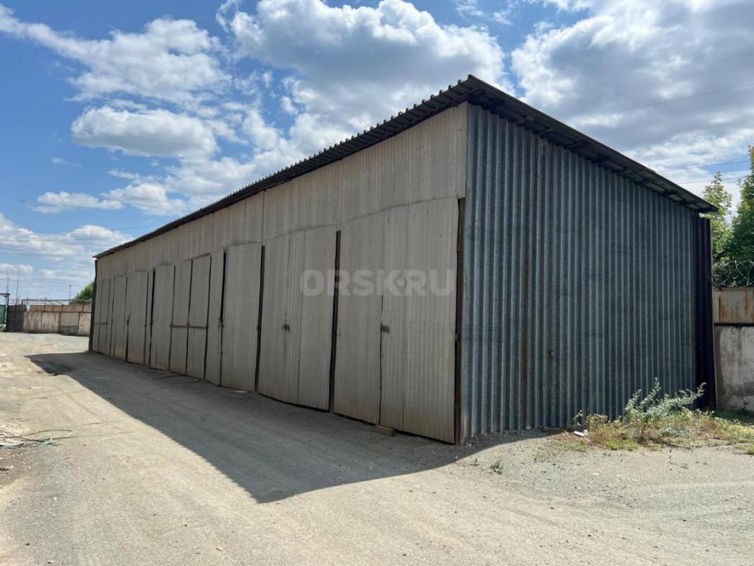 Сдам большое отапливаемое помещение 2000 кв. - Орск