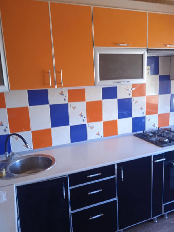 Продаётся 3- ёх комнатная кв ,улучшенной планировки. - Новотроицк