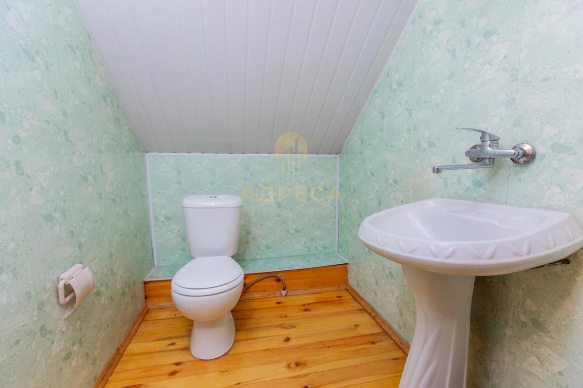 В продаже двухэтажный ДОМ 248м Площадь участка 13 сотУдобная транспортная развязка, магазины,аптеки - Оренбург