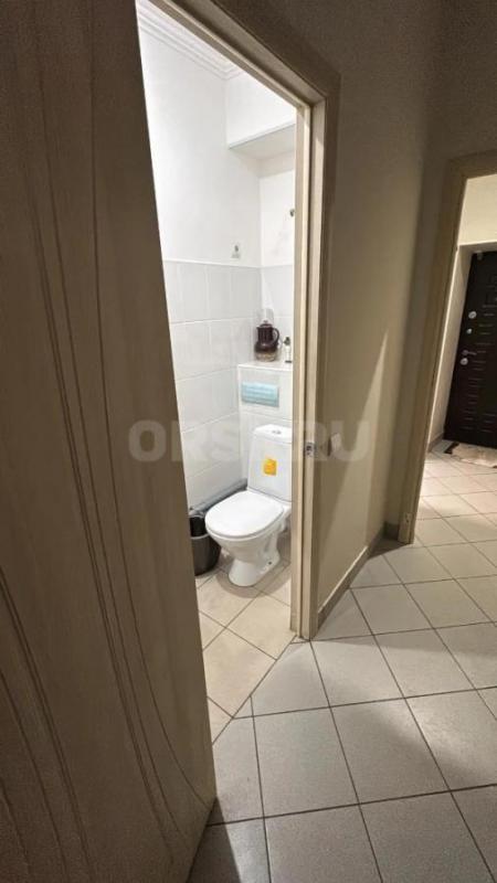 Готовый продуктовый магазин в центре частного сектора — заходи и зарабатывай с первого дня! - Орск