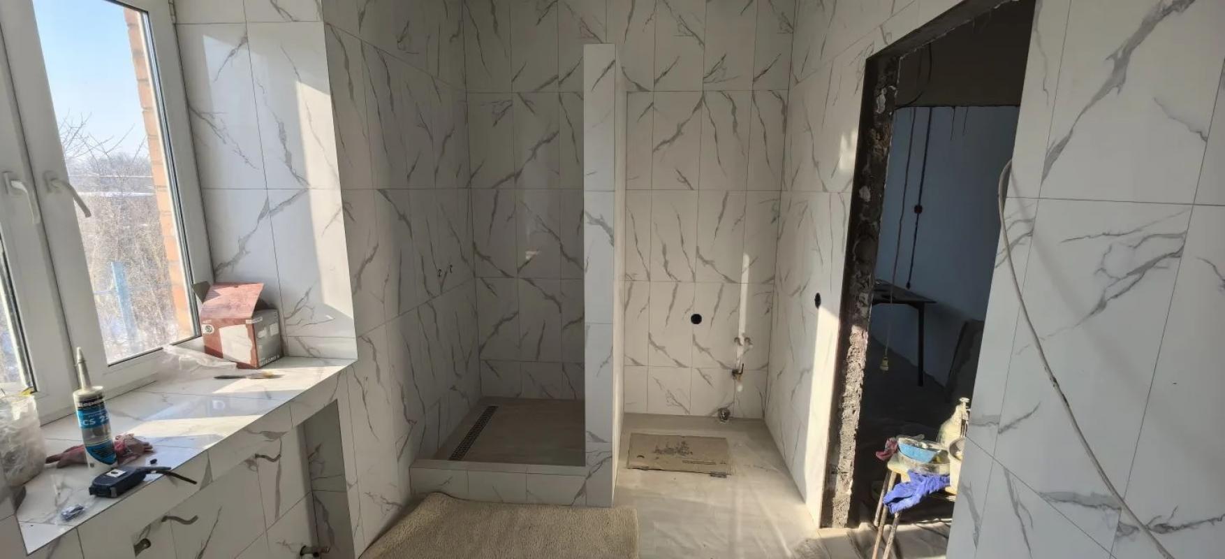 Предлагаем свои услуги по ремонту и отделке:
Частично или "пoд ключ". - Новотроицк